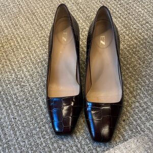 Inez Brown Croc-Embossed Women's Shoes